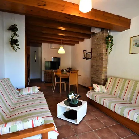 Holiday home Isabel *